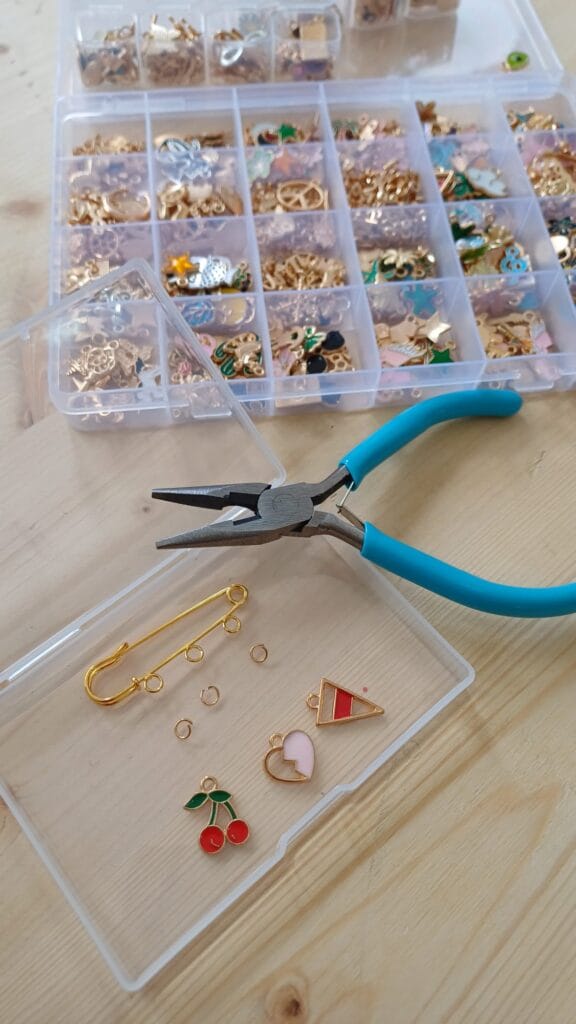 Broches - atelier DIY entreprise team building